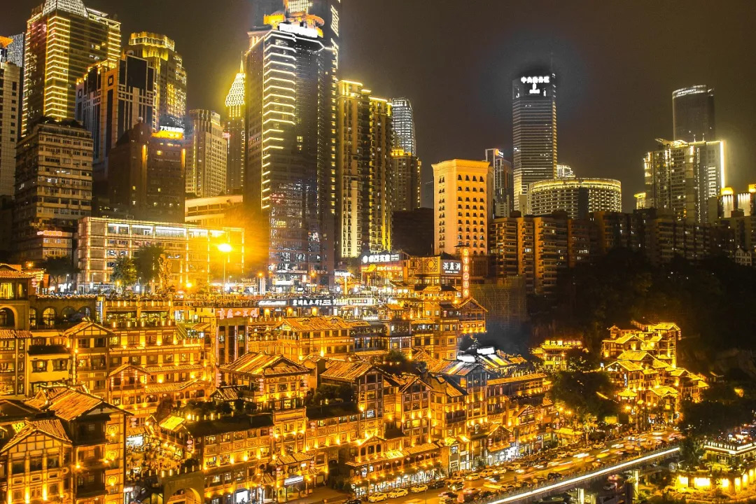 重庆之声，重庆播音稿精选